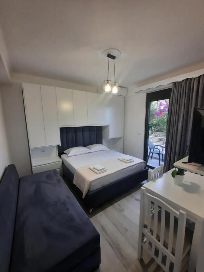 Nora'S Guesthouse Sarande Exterior photo
