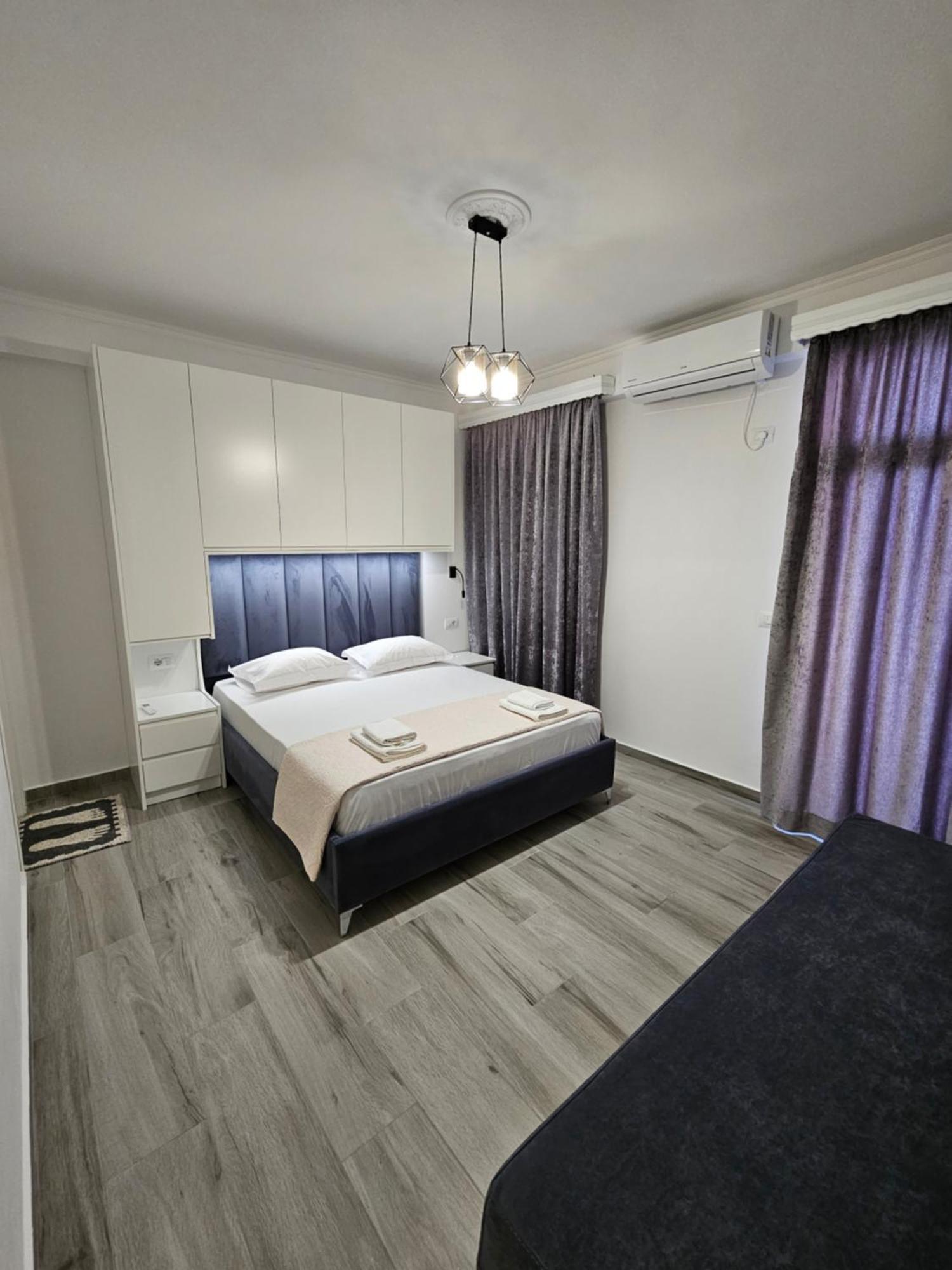 Nora'S Guesthouse Sarande Exterior photo
