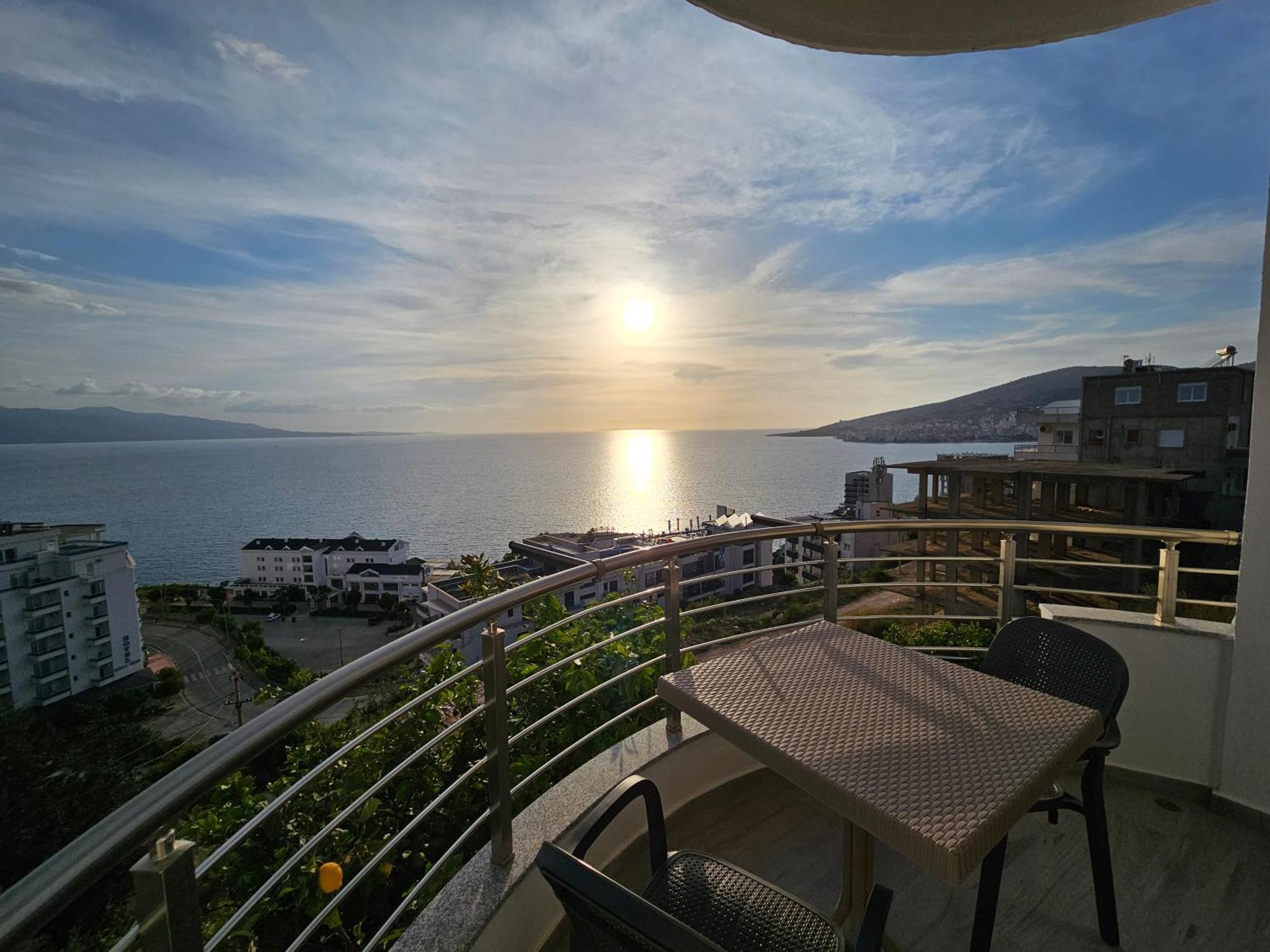 Nora'S Guesthouse Sarande Exterior photo