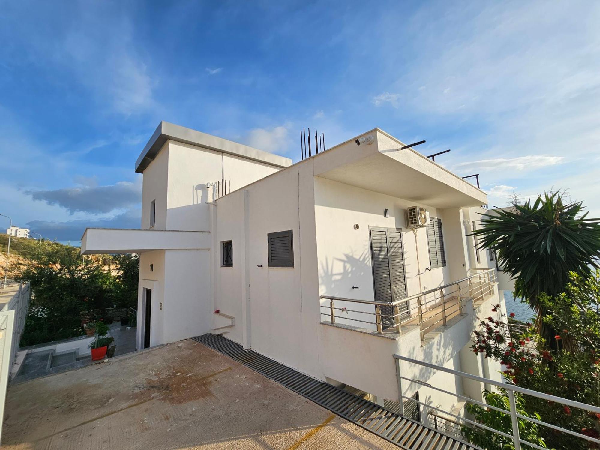 Nora'S Guesthouse Sarande Exterior photo